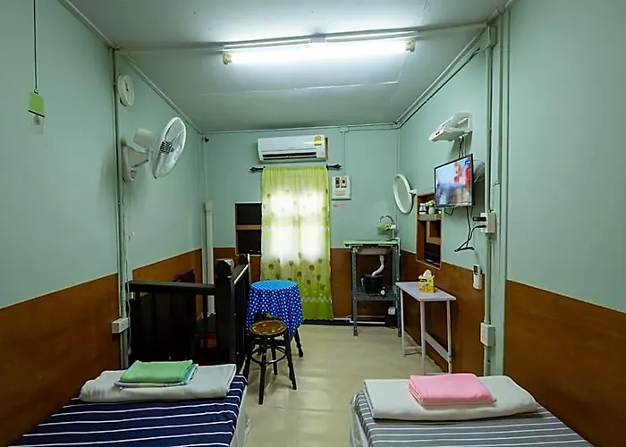 Sip N' Camp 방콕